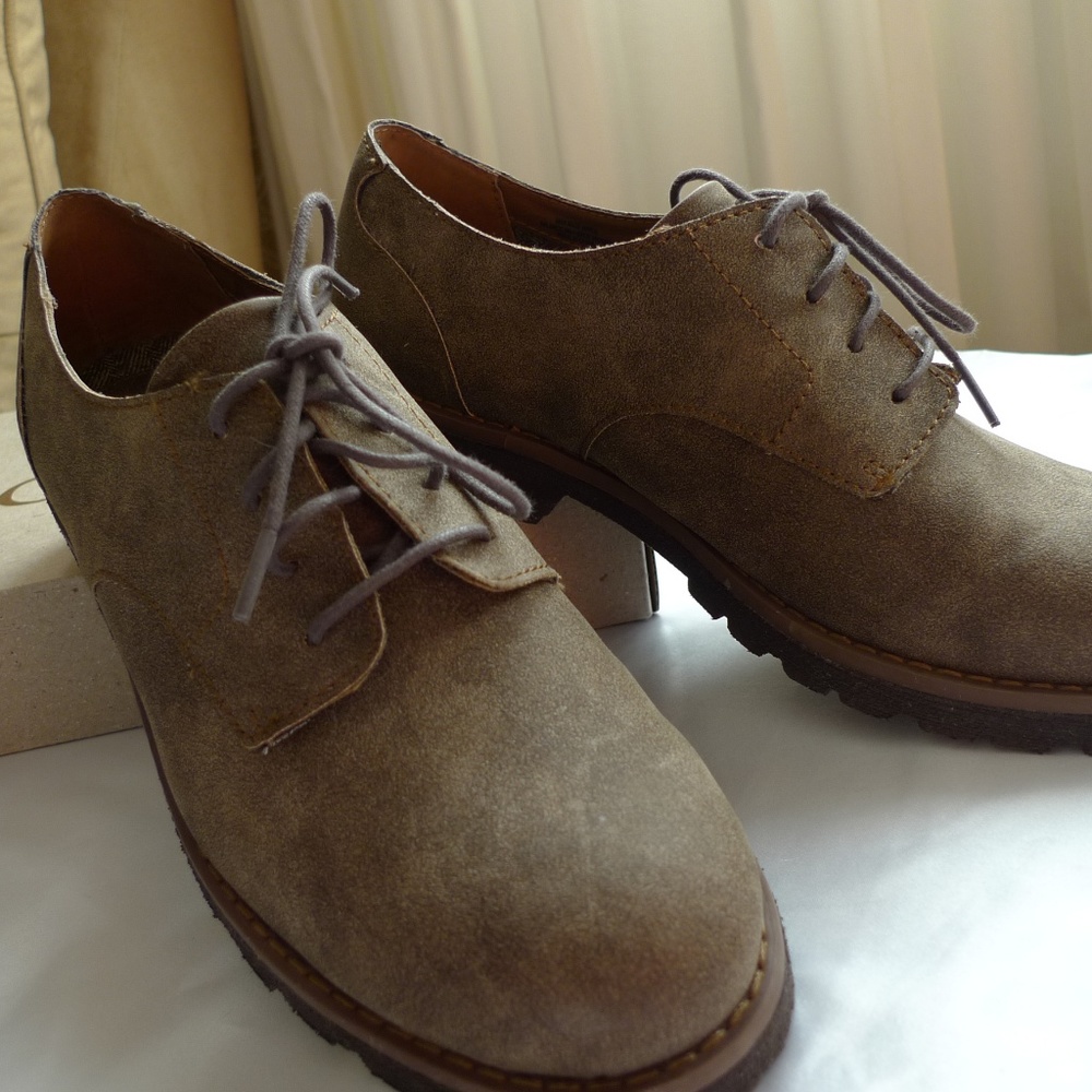 B.O.C BROGUES Shoe    NWT - Picture 7 of 10